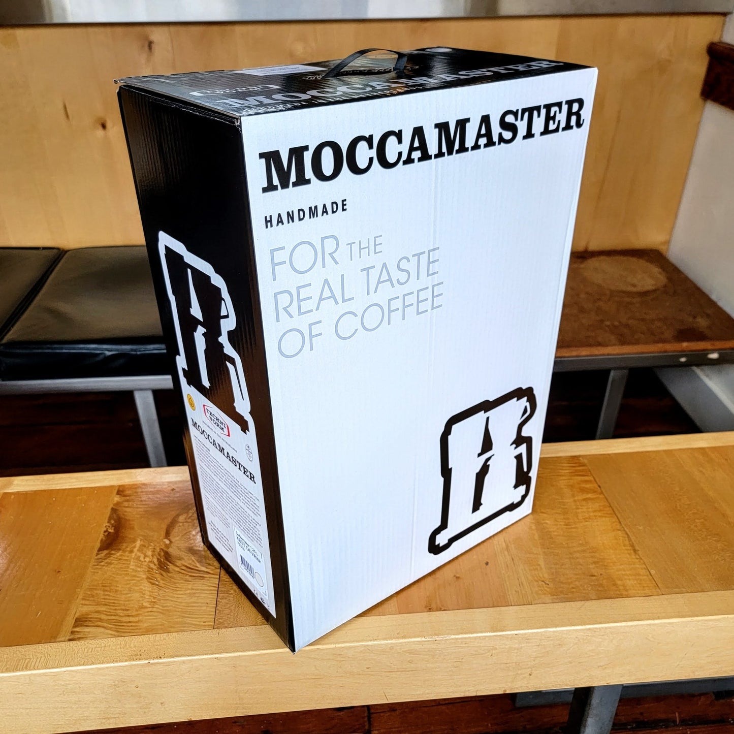 Moccamaster, Off White (Auto Drip Stop, Insulated Carafe)